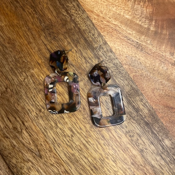 H&M Rectangular Drop Multi-Color Purple Hexagonal Stud 2” Earrings - Picture 3 of 4